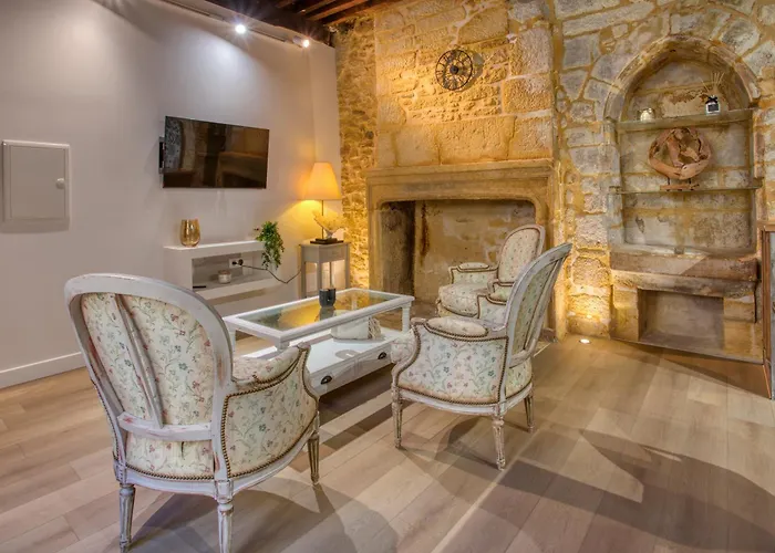 Charme, Centre, Monument Historique, 