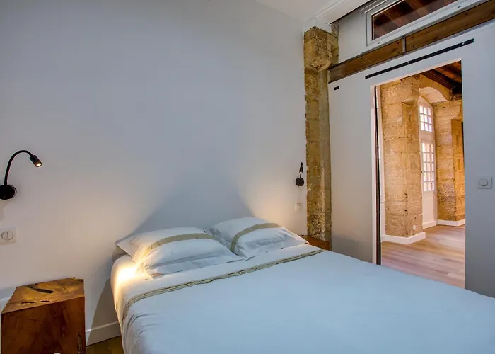 Charme, Centre, Monument Historique, 