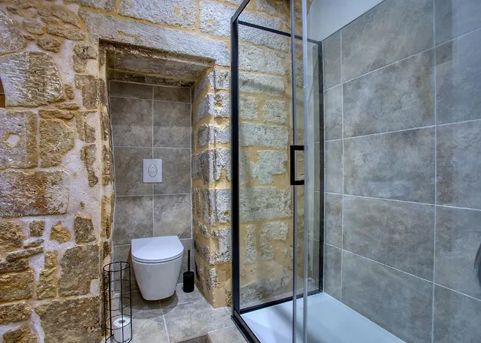 Charme, Centre, Monument Historique, 